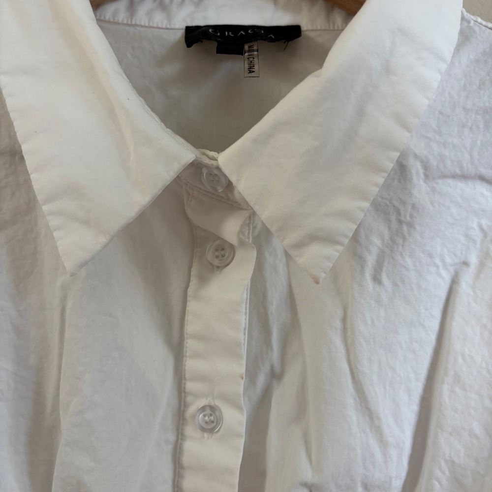 Gracia White 3D Floral Applique Mesh Sleeve Button Down Blouse Size M - Picture 7 of 9